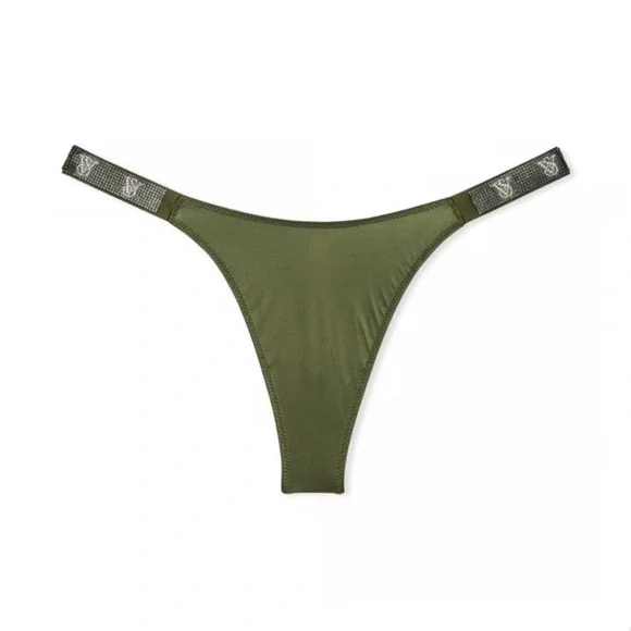 Green Floral Women's Top - Picture 2 of 10